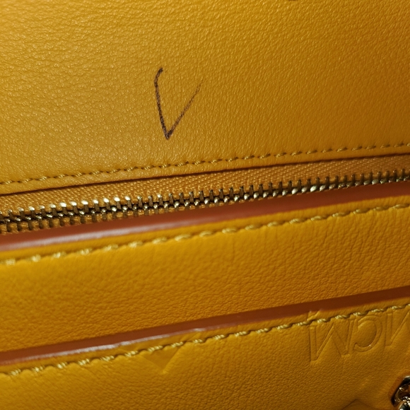MCM Yellow Crossbody Bag - Picture 8 of 8